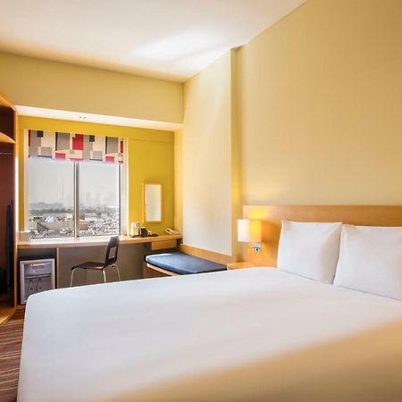 Hotel Ibis Deira Creekside Dubai Exterior foto