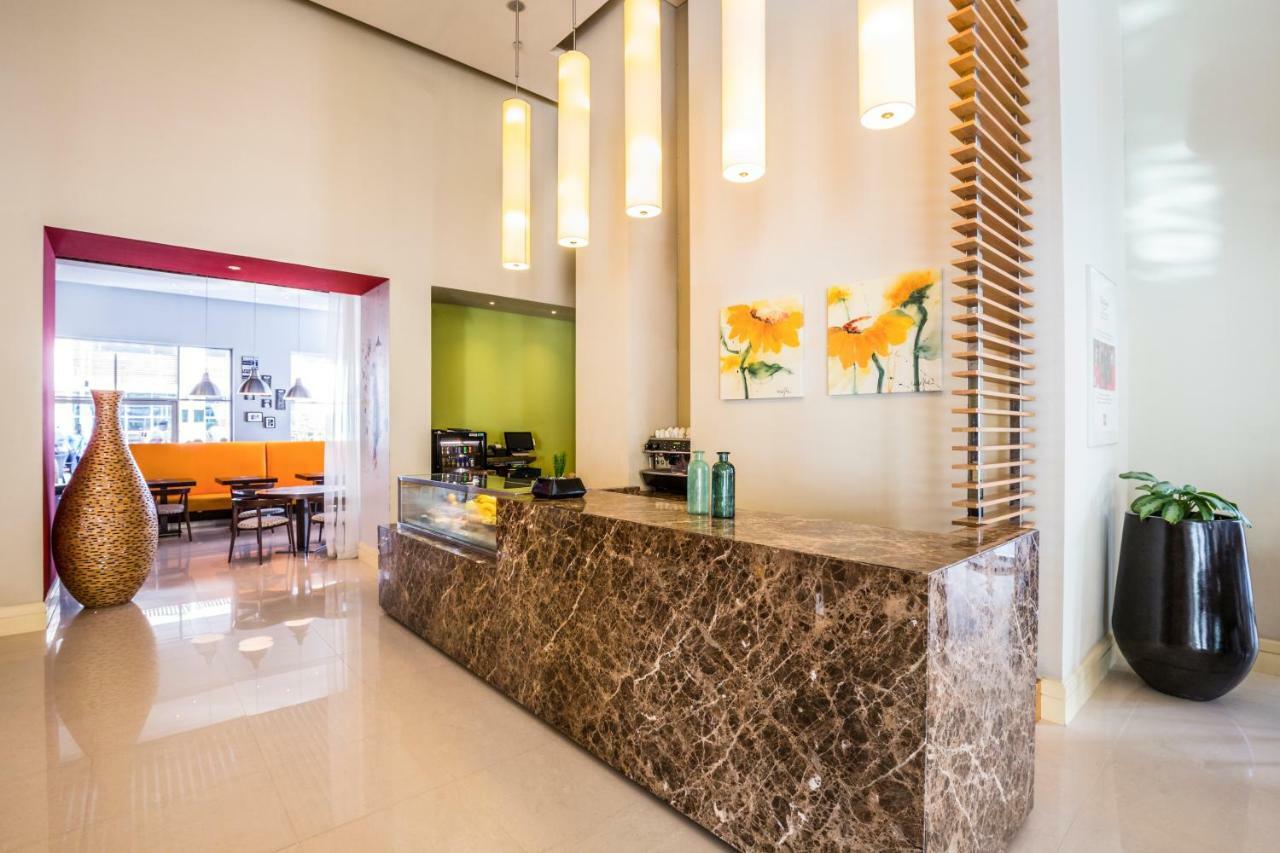 Hotel Ibis Deira Creekside Dubai Exterior foto