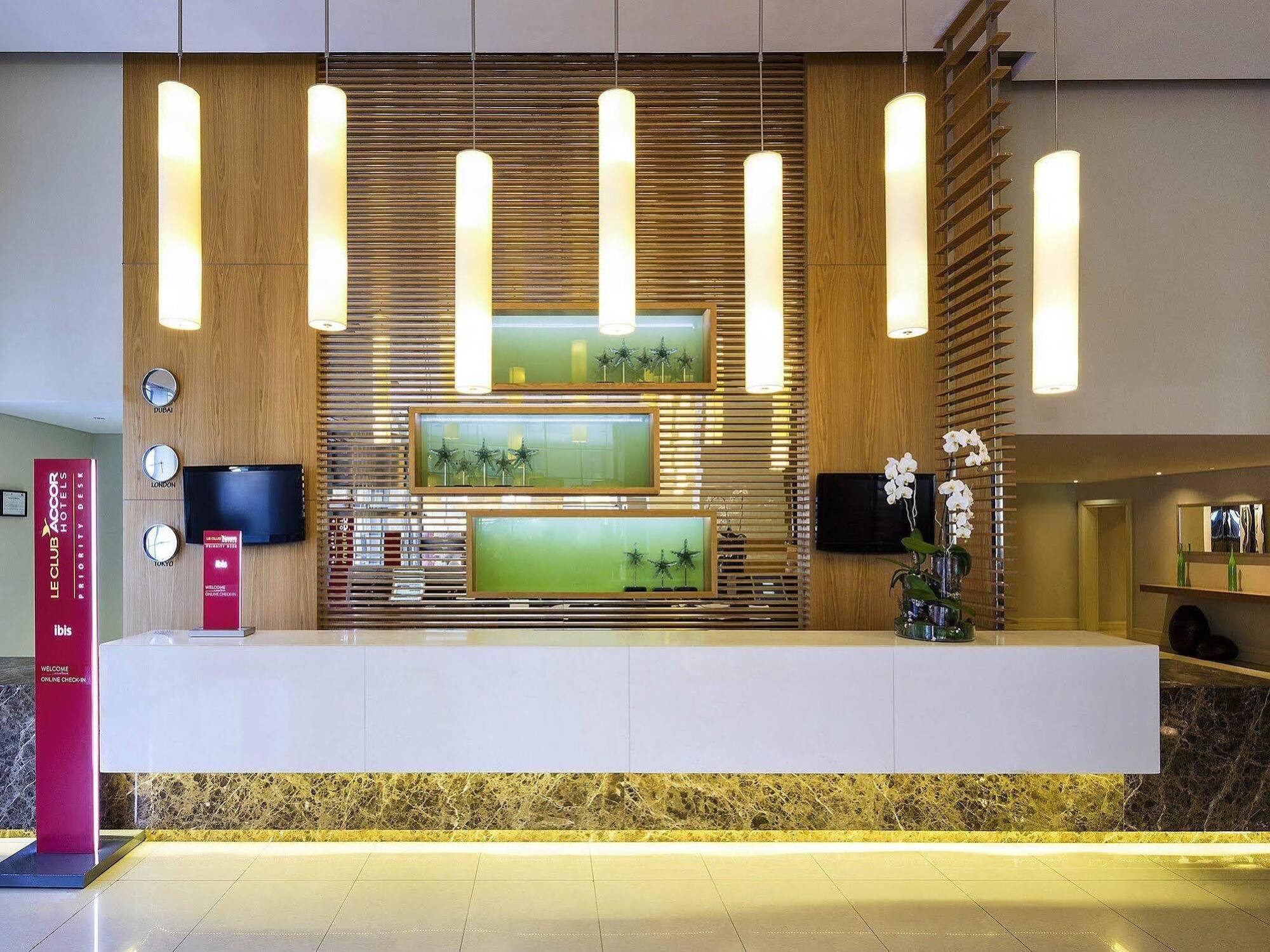 Hotel Ibis Deira Creekside Dubai Exterior foto